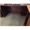 Image 3 : Beautiful Corner Desk (Contents not included)