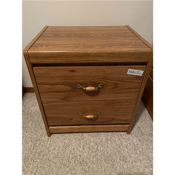 Oak Side Table 20w x16D x 21H