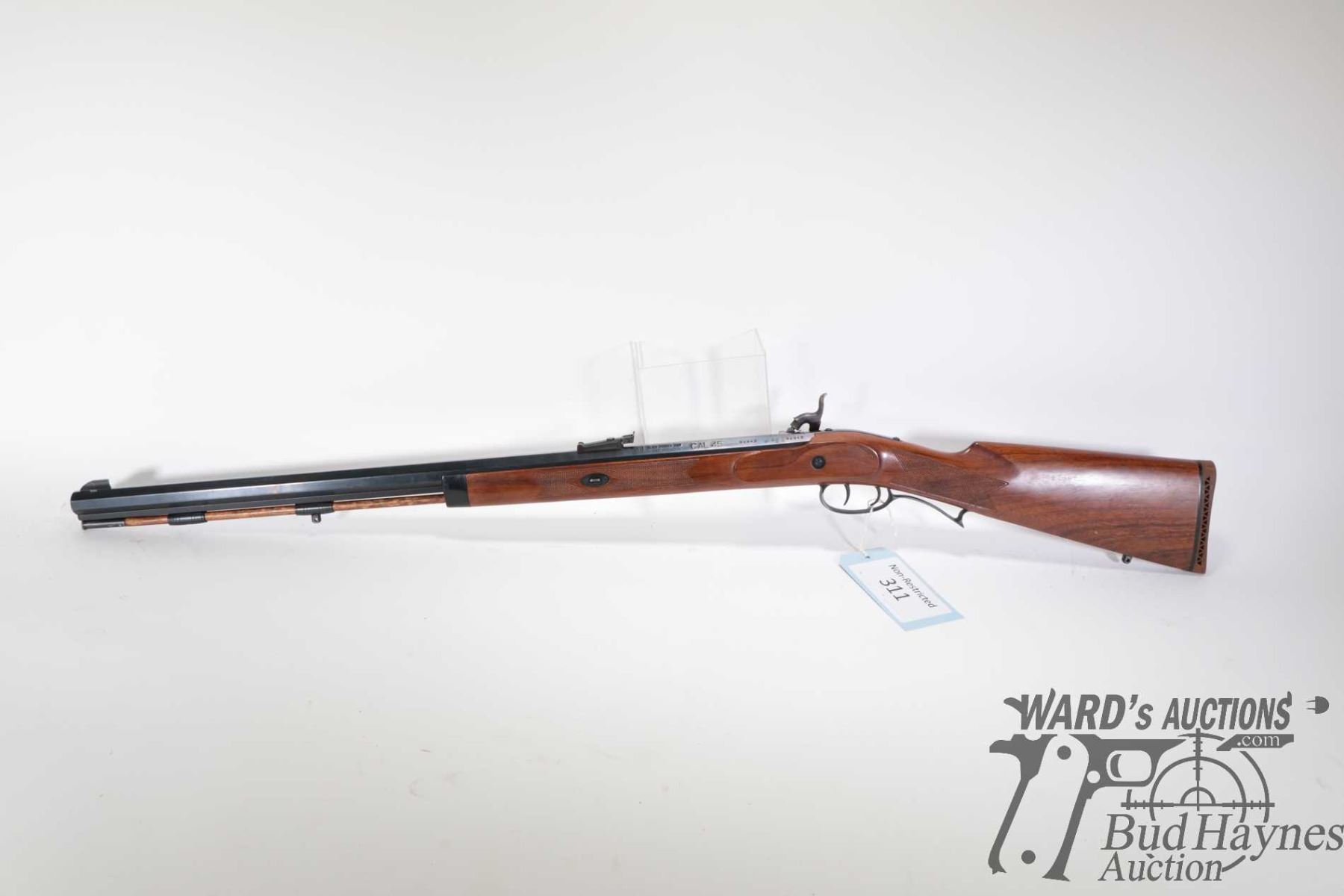 Non-Restricted rifle Investarms model Hawken, 45 Cal percussion Single ...