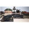 Image 2 : 50s ERA COLLECTIBLE VINTAGE METAL TRAIN SET