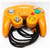 Image 1 : NINTENDO GAMECUBE CONTROLLER YELLOW