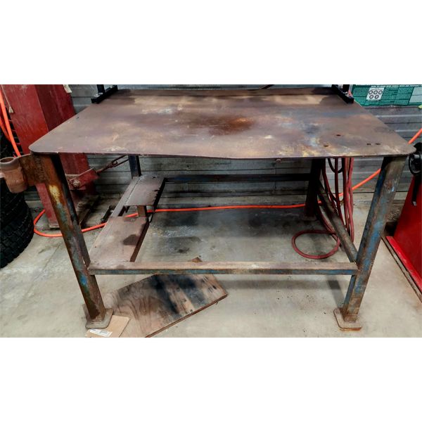 MECHANIC HEAVY DUTY TEAR DOWN / WORK TABLE
