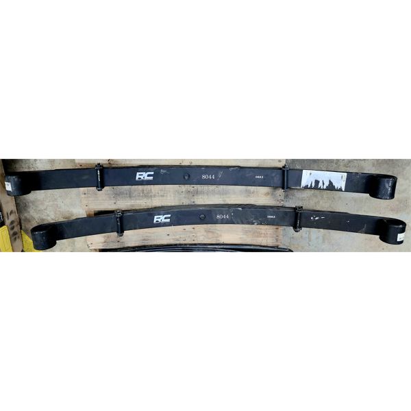 2 ROUGH COUNTRY LEAF SPRINGS 