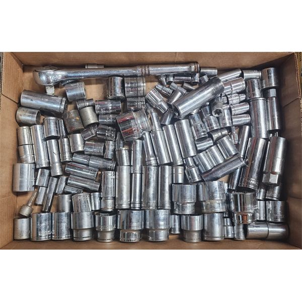 FLAT ASST. SOCKETS PLUS RATCHET