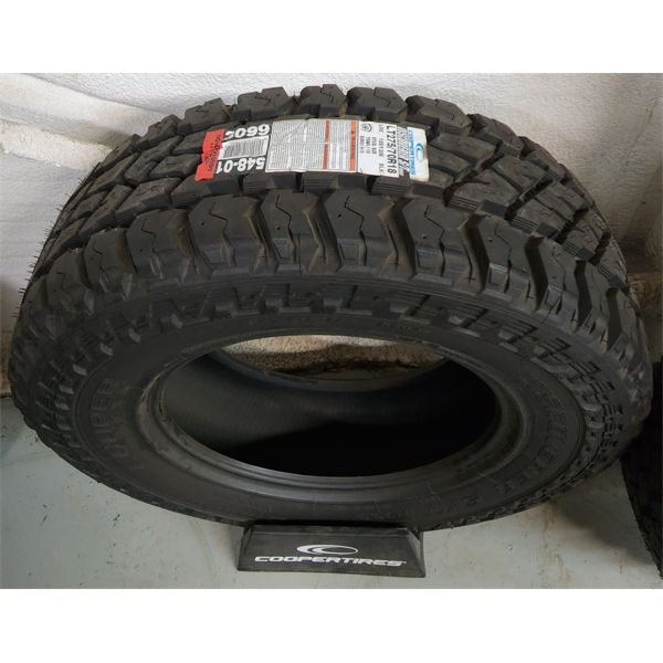 COOPER DISCOVER S/T MAXX TIRE 90000003099