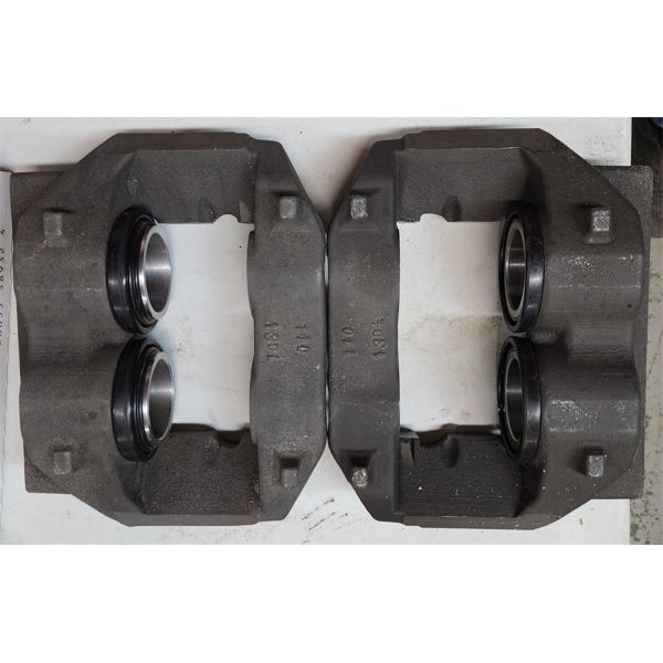 PAIR OF NEW TWIN PISTON BRAKE CALIPERS