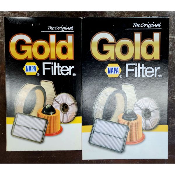 2 NAPA GOLD AIR FILTERS 6935 & 6673