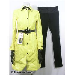 Gamer Gina Parker Smith (Kyra Sedgwick) Hero Movie Costumes