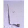 Image 1 : P2 Angela (Rachel Nichols) Tire Iron Movie Props