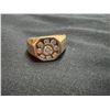 Image 1 : 10K YELLOW GOLD AND DIAMOND PINKIE DRESS RING