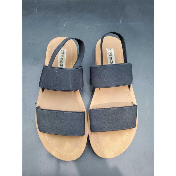 Steve Madden Sandals (size 8)