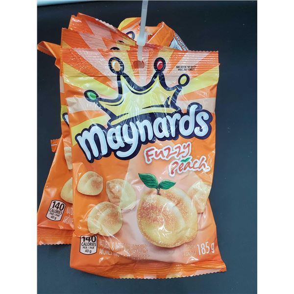 Maynards Fuzzy Peach Gummy Candy (6 x 185g)