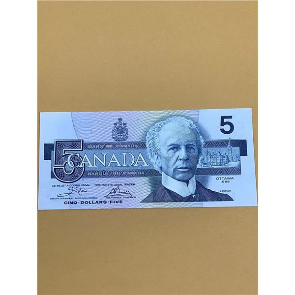 1986 Vintage Crisp $5.00 Bill
