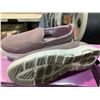 Image 2 : Skechers Womens Sneakers pink size 8