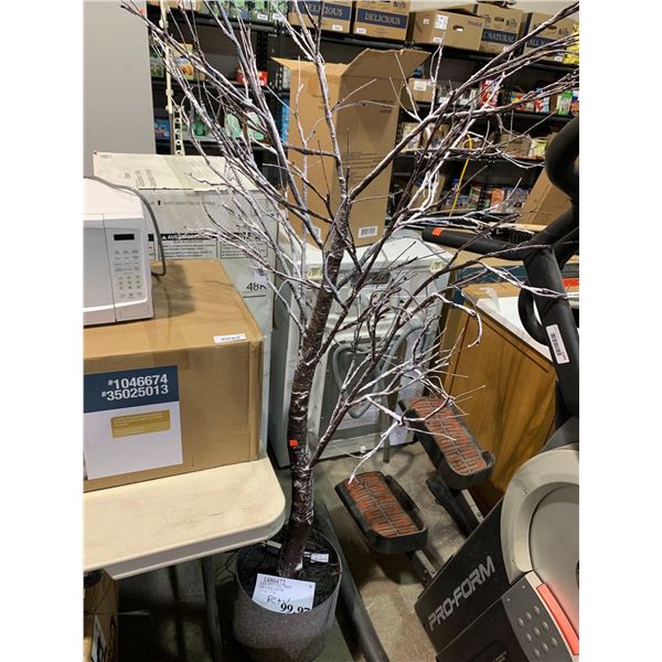 LED Potter Tree with 280 Lights, 7 ft tall