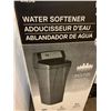 Image 2 : Whirlpool Water Softener NEW in box