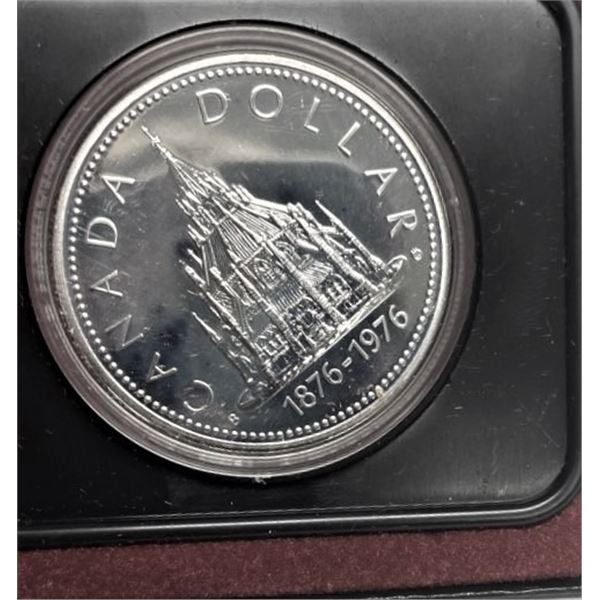 1976 Uncirculated Canadian Silver Dollar in Black Case