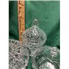 Image 2 : Crystal , Three dishes with lids