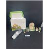 Image 1 : Department 56 Dickens Village Series Gift Set  " Lilycott Garden Conservatory"