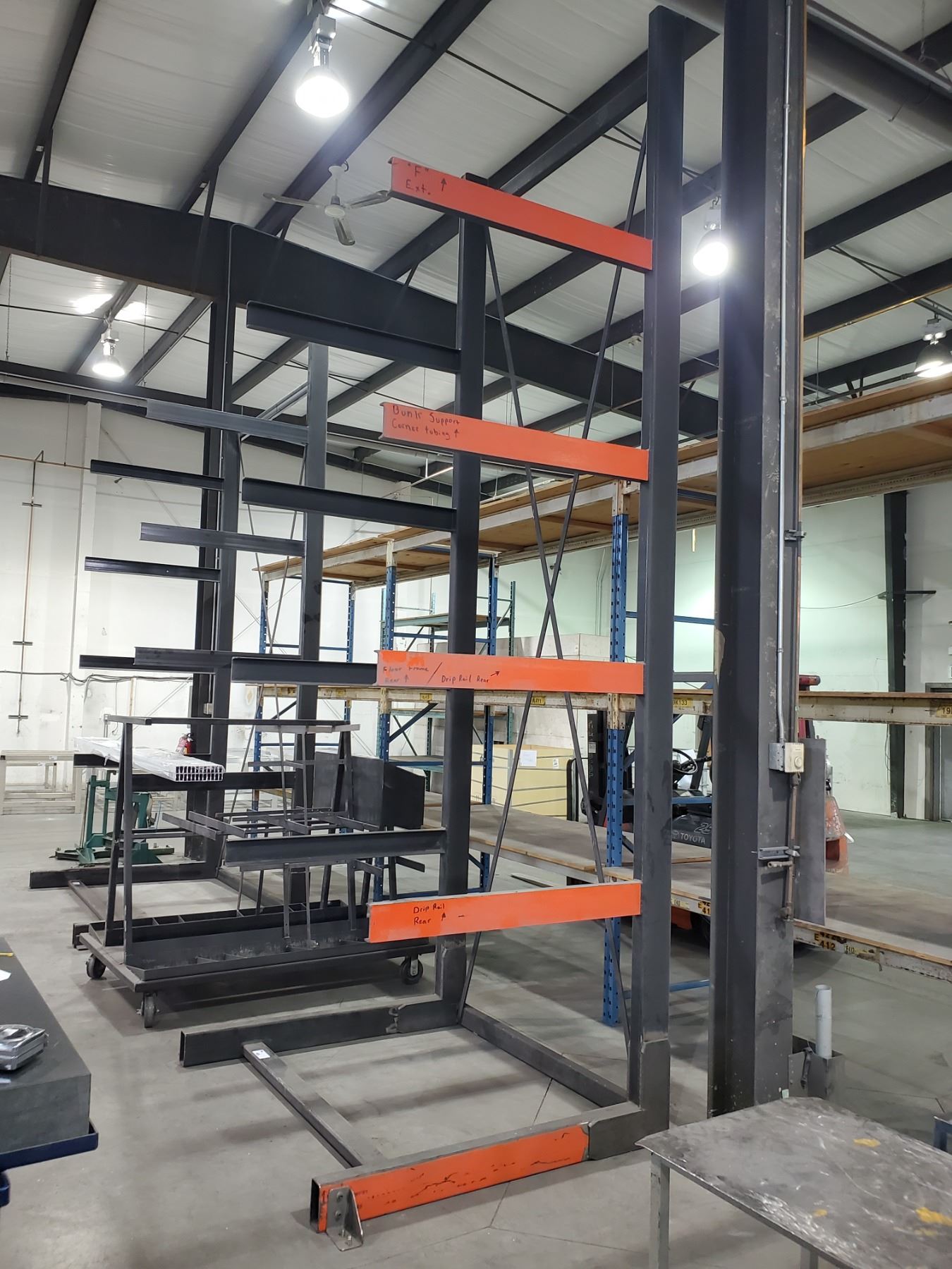 Approx Rack STEEL FREE STANDING MATERIAL STORAGE RACK - APPROX. 15FT X 6FT X 5 1 ...