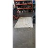 Image 1 : WOOL RUG