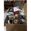 Image 2 : 2 BOXES OF ESTATE GOODS