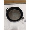 Image 2 : LODGE CAST IRON SKILLET