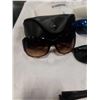 Image 2 : 4 PAIRS OF NON BRANDED SUNGLASSES IN BRAND NAME CASES