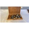 Image 1 : WOOD BOX WITH LOT OF QUARTZ WATCHES