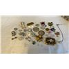 Image 1 : BAG OF RHINESTONE JEWLERY, COLLECTIBLE PINS, AND AVON COMPACT