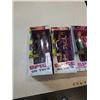 Image 2 : 3 COLLECTIBLE SPICE GIRL FIGURES IN BOX BY GALOOB