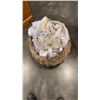 Image 1 : WICKER HAMPER WITH TOWELS, BED SHEETS, BALNKET