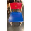 Image 2 : 4 WOOD KIDS CHAIRS