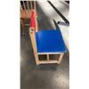 Image 3 : 4 WOOD KIDS CHAIRS