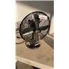 Image 2 : GOON METAL TABLE FAN TESTED AND WORKING