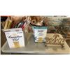 Image 1 : 2 BOXES OF GIFT BAGS, SHOP SUPPLIES, CANDLE STAND
