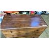 Image 2 : WOOD 4 DRAWER CHEST OF DRAWERS