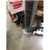Image 3 : SEVILLE CLASSIC TOWER FAN WORKING WITH REMOTE