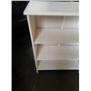 Image 2 : WHITE BOOKSHELF