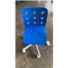 Image 2 : PINK AND WHITE ADJUSTABLE HEIGHT TABLE AND SHOE RACK AND PINK AND BLUE GAS LIFT OFFICE CHAIRS