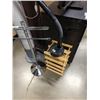 Image 2 : TOWER FAN, FLEXIBLE NECK LAMP, TOWEL RACK AND WINE RACK