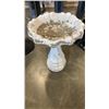 Image 1 : CONCRETE 2 PIECE BIRD BATH