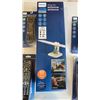 Image 2 : AS NEW PHILIPS WING HD ANTENNA  AND 6 UNIVERSAL REMOTE CONTROLS