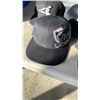 Image 2 : 5 NEW HATS 4 ARE FLEXFIT