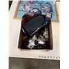 Image 2 : BOX OF VINTAGE CAMERA GEAR AND DOGS GOLF SIGNED PICTURE