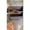 Image 4 : 2 MAGAZINE RACKS AND 2 SEWING BOXES