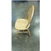 Image 3 : MAPLE DINING TABLE WITH 2 CHAIRS
