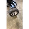Image 7 : KETTLER PEDAL CART