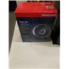 Image 2 : HONEYWELL AND BIONAIRE FANS