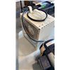 Image 10 : 2 ELECTRIC MOTORS AND HEATER